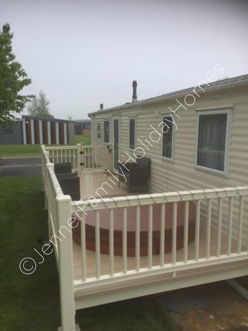 Jenner Family Holiday Homes At Tattershall Lakes Dogdyke Esterno foto